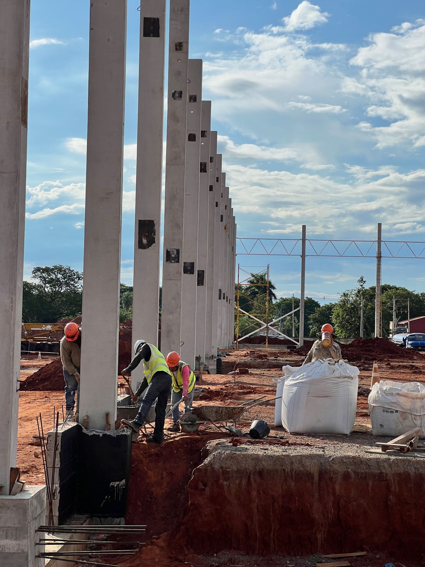 Colocación de pilares prefabricados